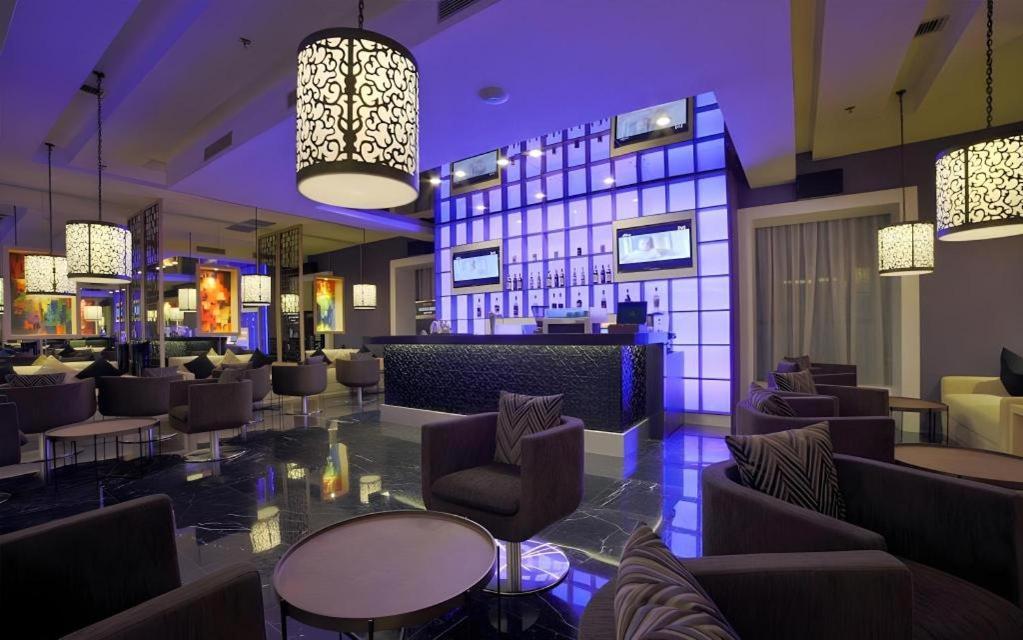 Brits Hotel Karawang Exteriör bild